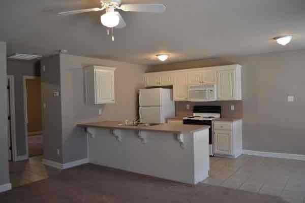2151 Hamilton St #3C - Photo 5 of 15