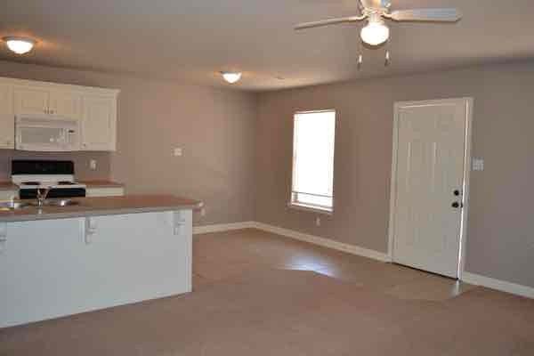 2151 Hamilton St #3C - Photo 7 of 15
