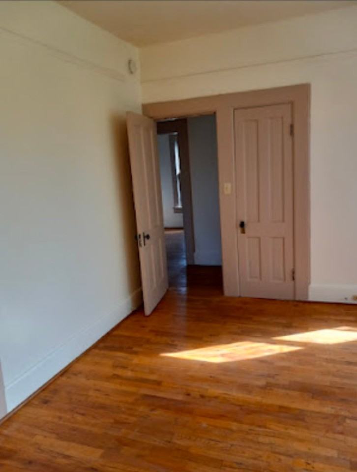7405 Se 82nd Ave #B - Photo 6 of 14