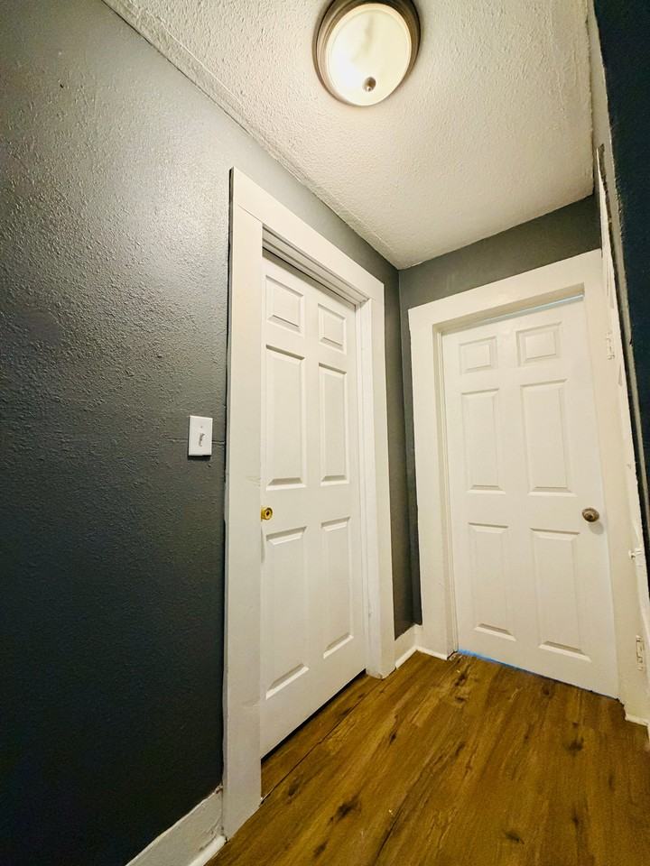 2317 Walnut St #2319 - Photo 7 of 13
