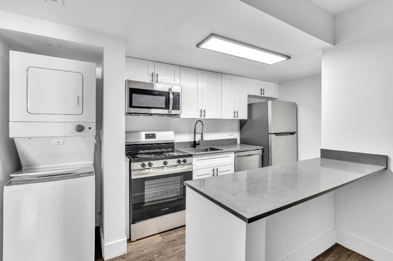 803 Swavenue #43 - Photo 5 of 14