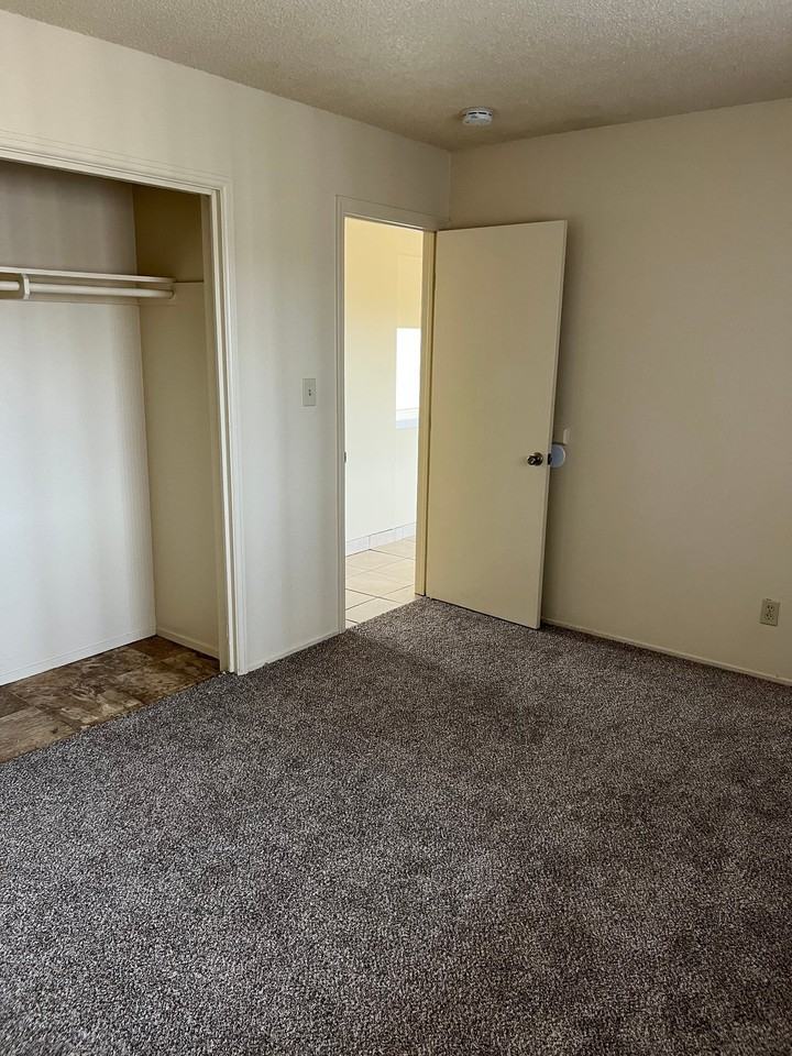 224 E Granger Ave #12 - Photo 3 of 5