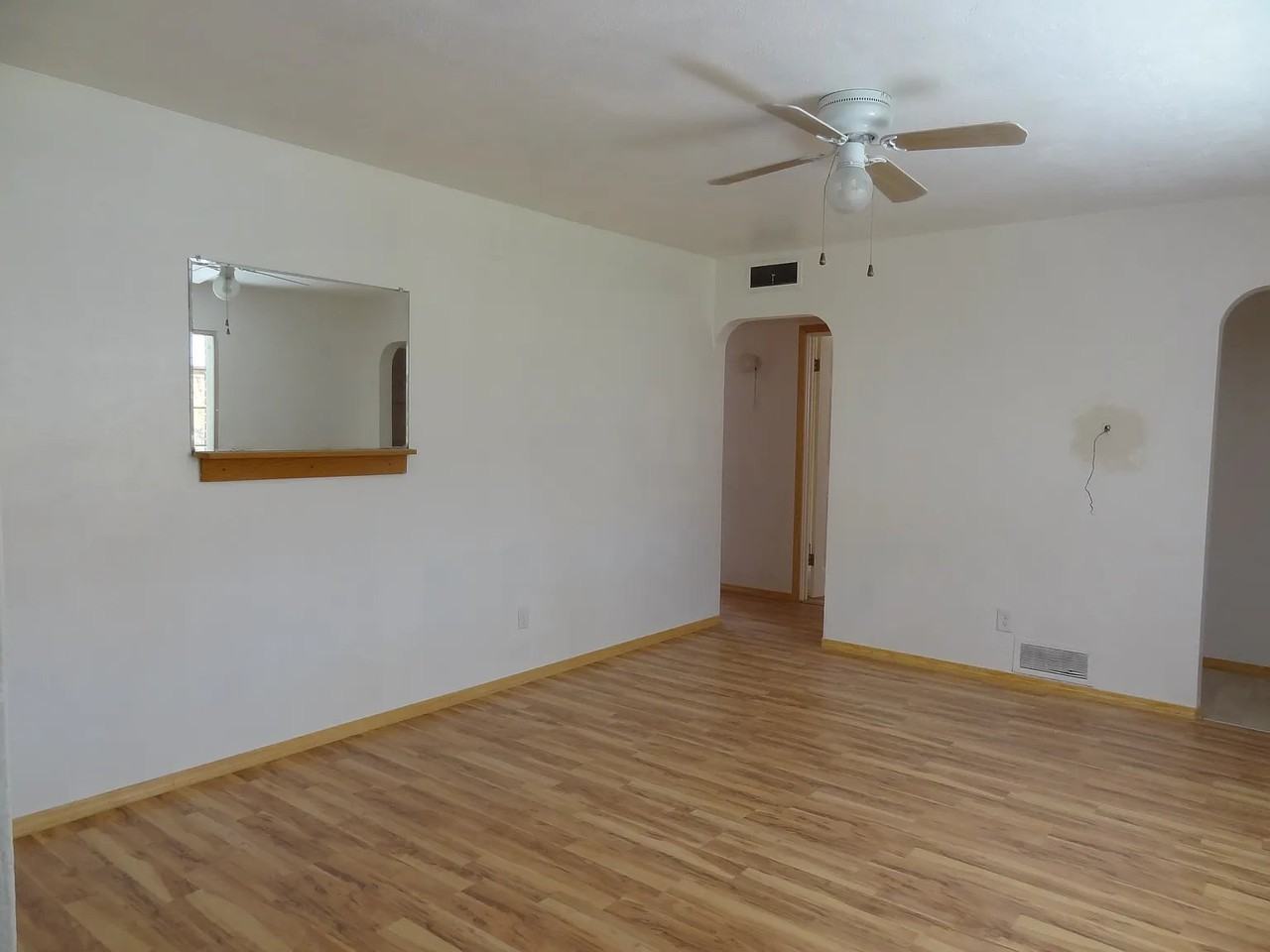 9230 Hoffman Way - Photo 6 of 19