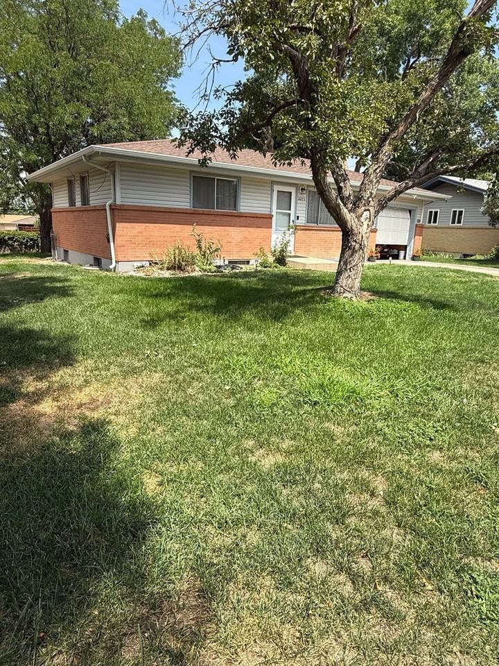 2603 W 15th St - Photo 3 of 3