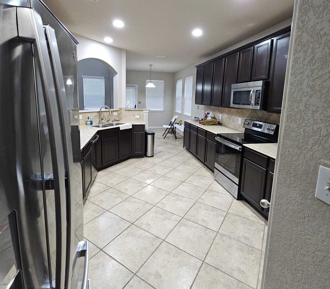 217 Ranch House Rd - Photo 2 of 11
