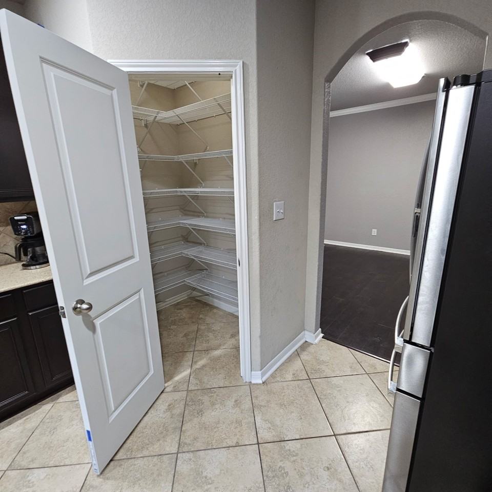 217 Ranch House Rd - Photo 3 of 11