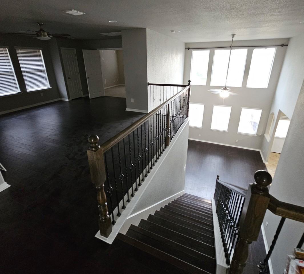 217 Ranch House Rd - Photo 5 of 11