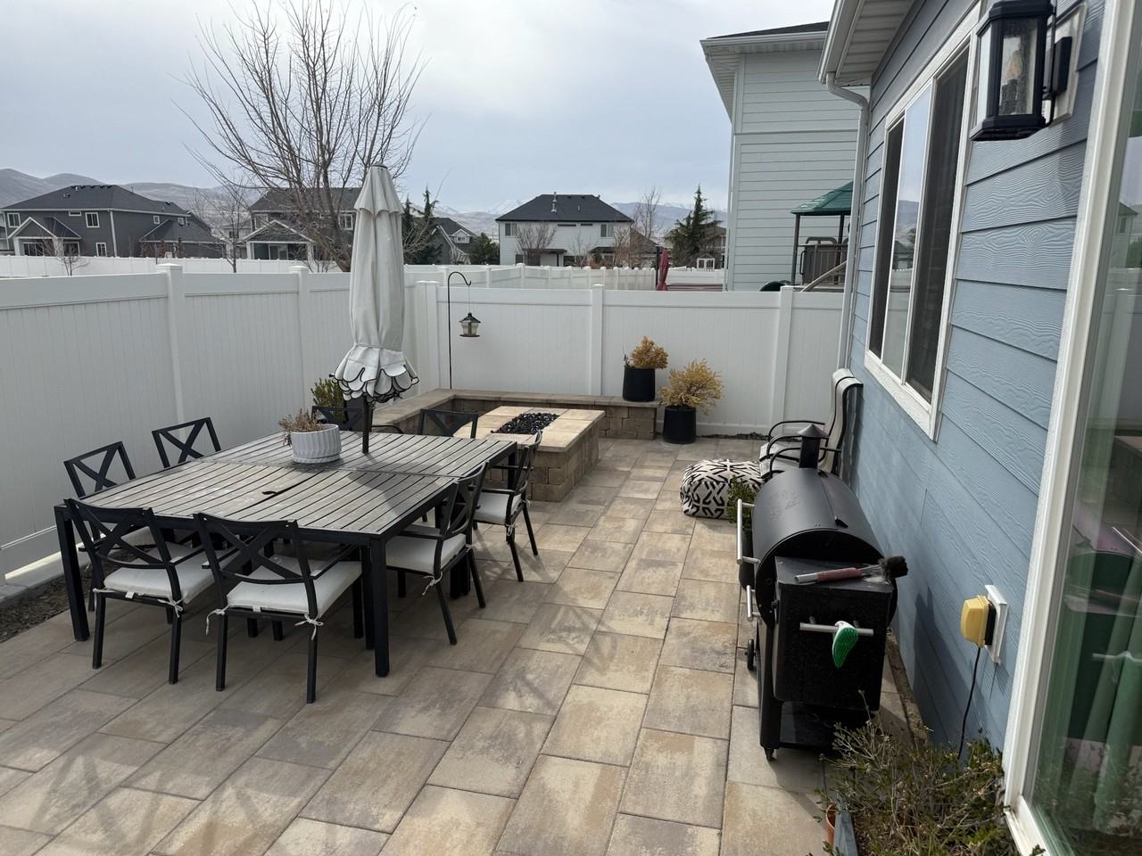 1023 W Salute Ln - Photo 5 of 20