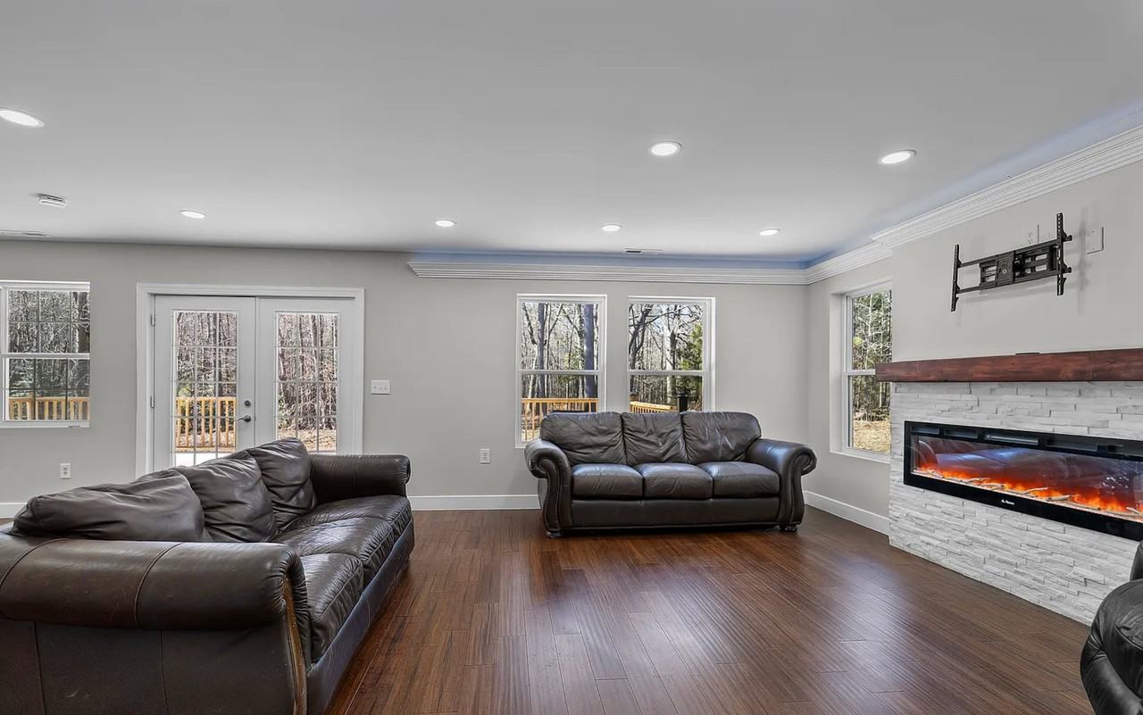 14106 Carrollton Blvd - Photo 2 of 14