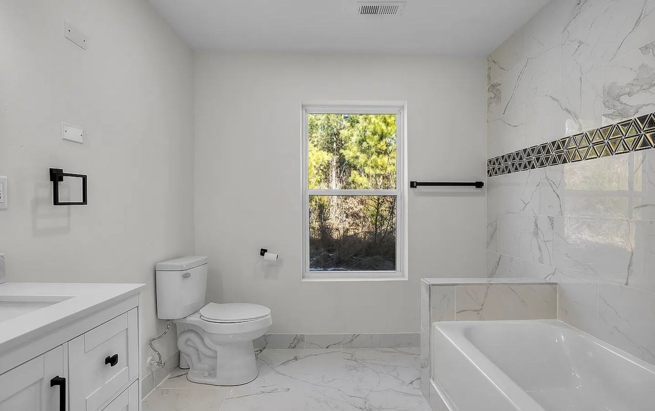 14106 Carrollton Blvd - Photo 5 of 14