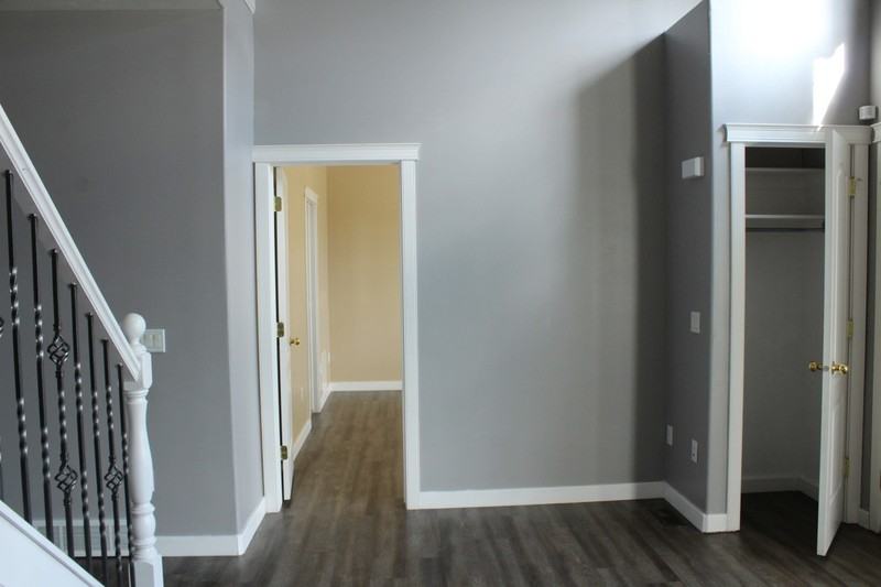 1010 Nw #104 - Photo 4 of 31