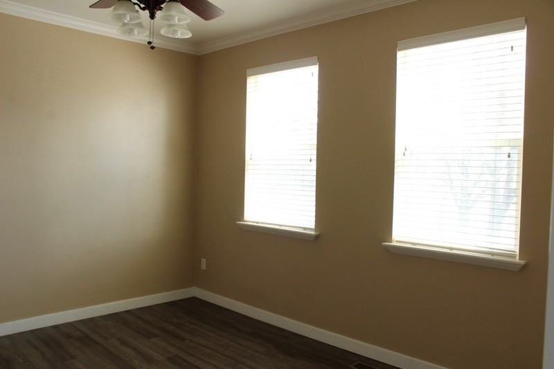 1010 Nw #104 - Photo 5 of 31