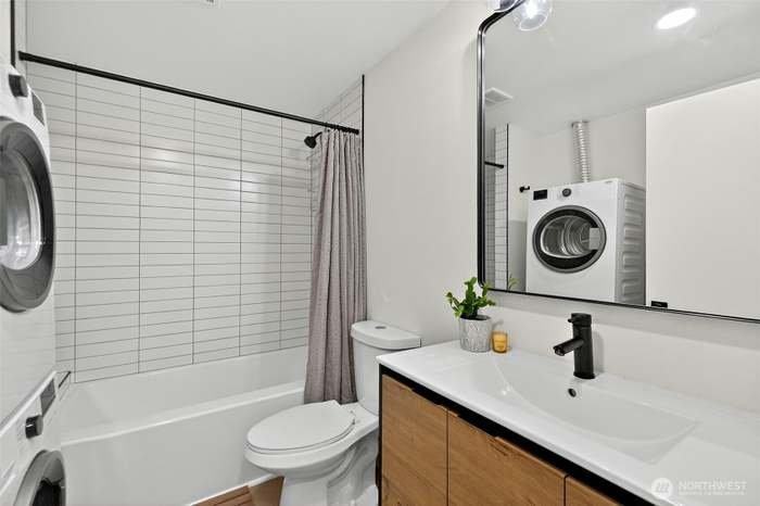 11303 14th Ave Sw - Photo 6 of 20