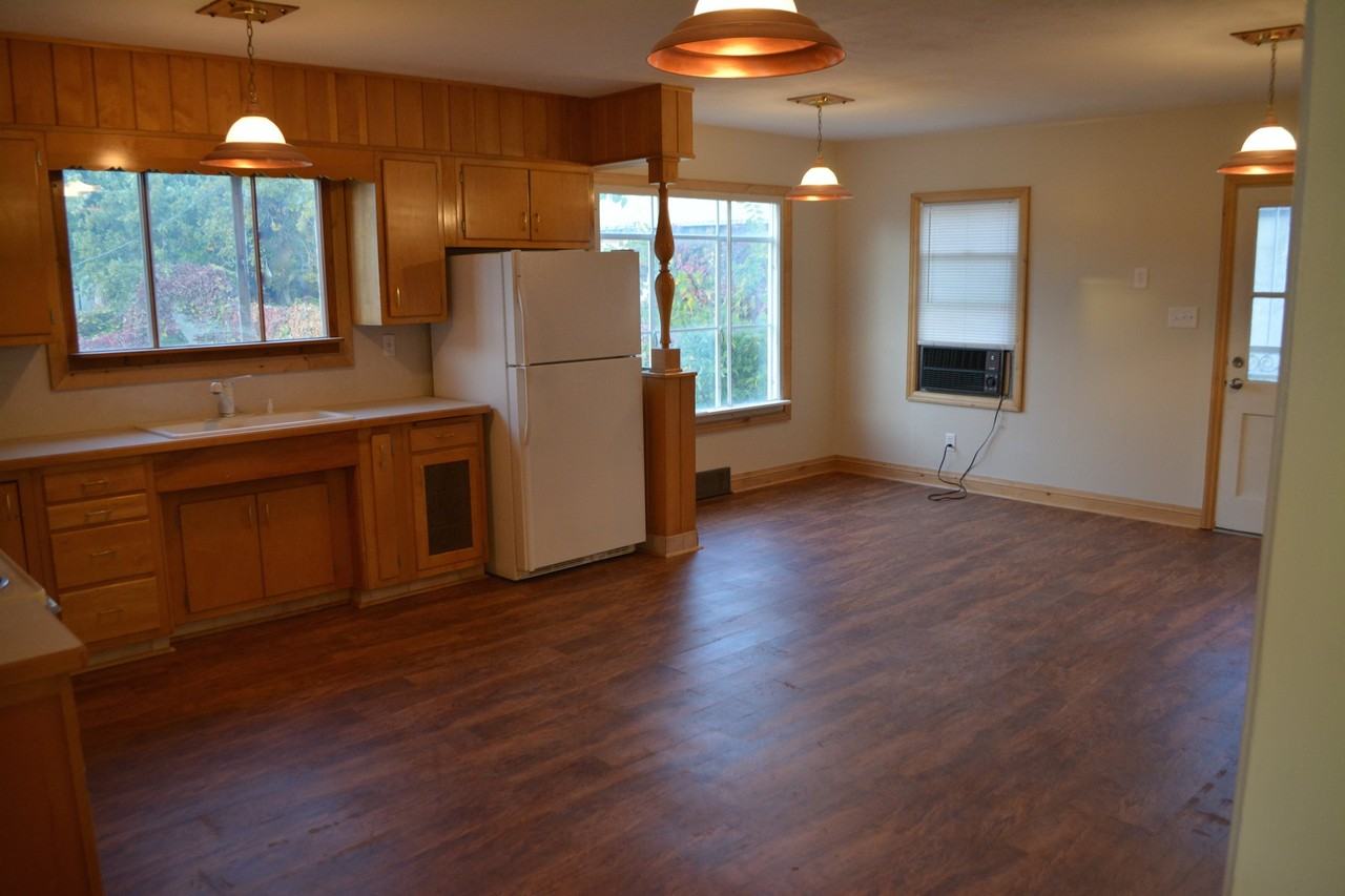 1648 Cahoon St - Photo 3 of 16