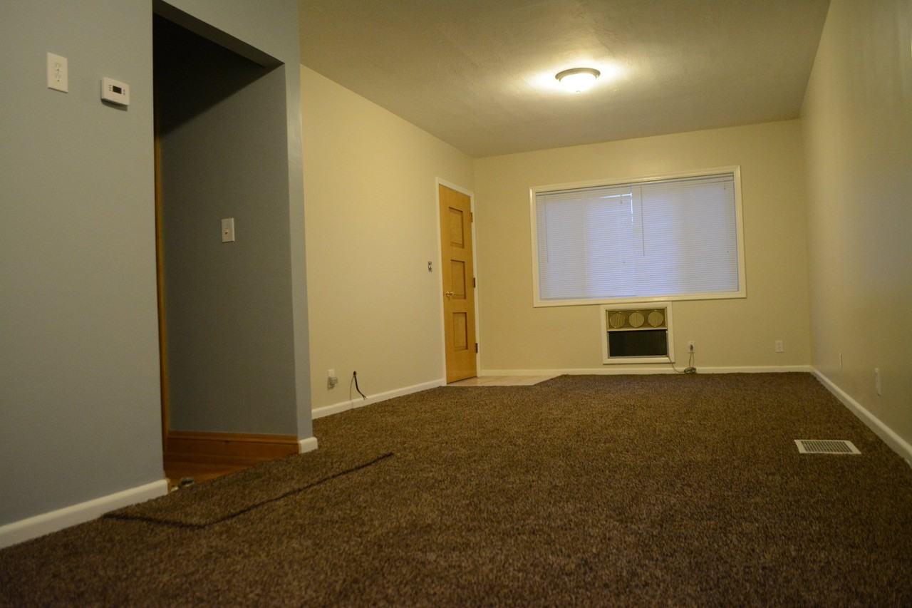 1648 Cahoon St - Photo 6 of 16