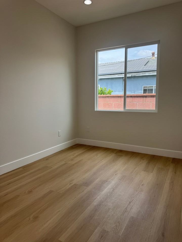 11542 Morgan Ln - Photo 6 of 9