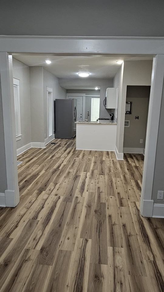 138 Wheeling Ave - Photo 5 of 11