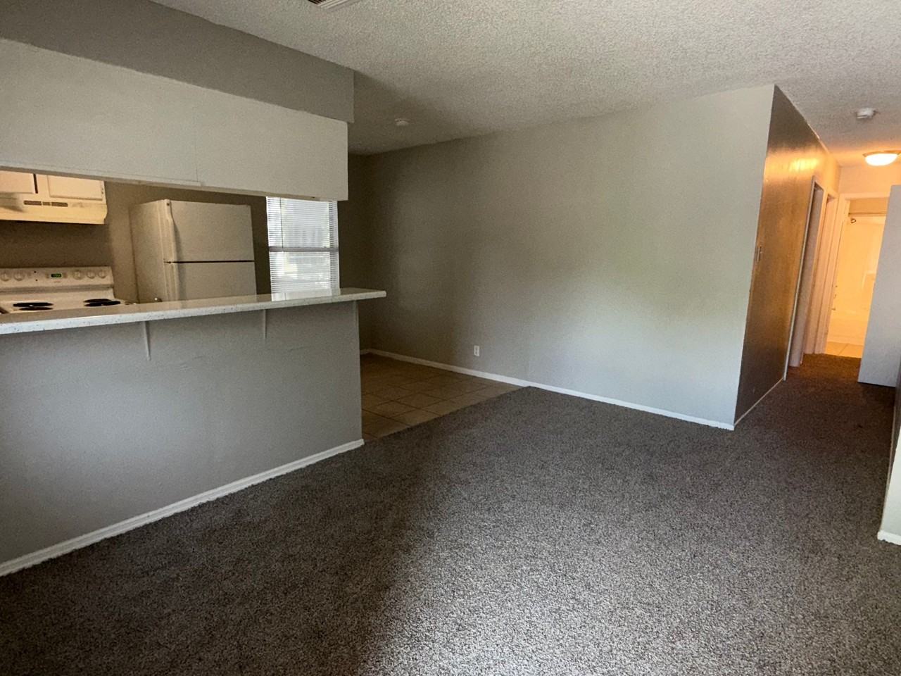 3435 Gateway Dr - Photo 2 of 8