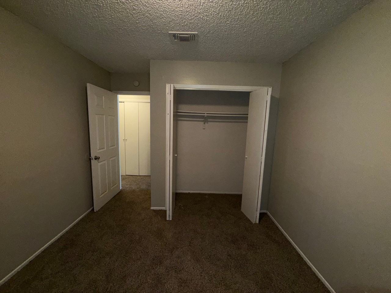3435 Gateway Dr - Photo 7 of 8
