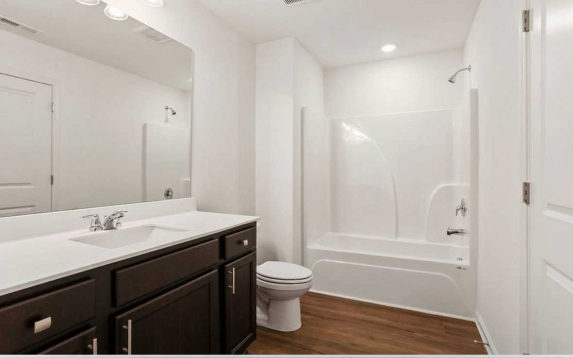 235 Grand Central Way - Photo 4 of 8
