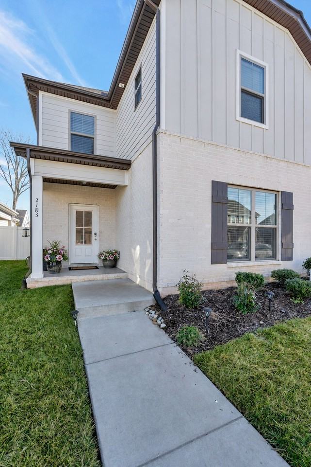 2183 Hospitality Ln - Photo 2 of 7