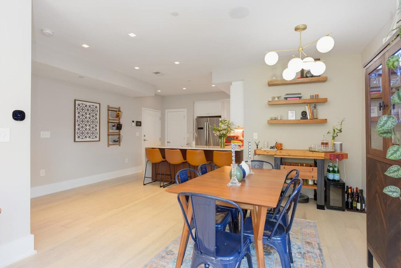 1001 Monroe St Nw #3 - Photo 3 of 15
