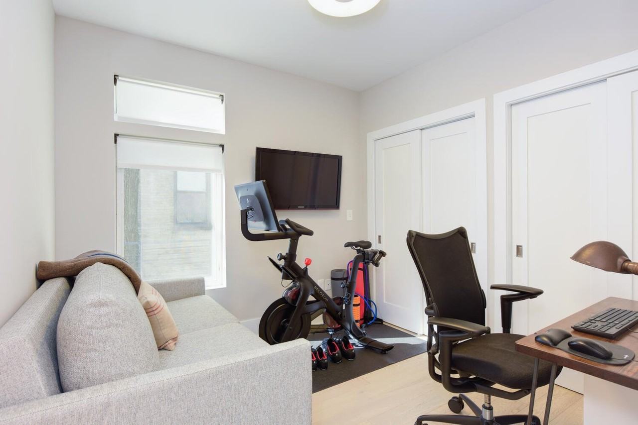 1001 Monroe St Nw #3 - Photo 7 of 15