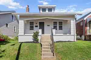 featured image of 6613 Parkwood Pl