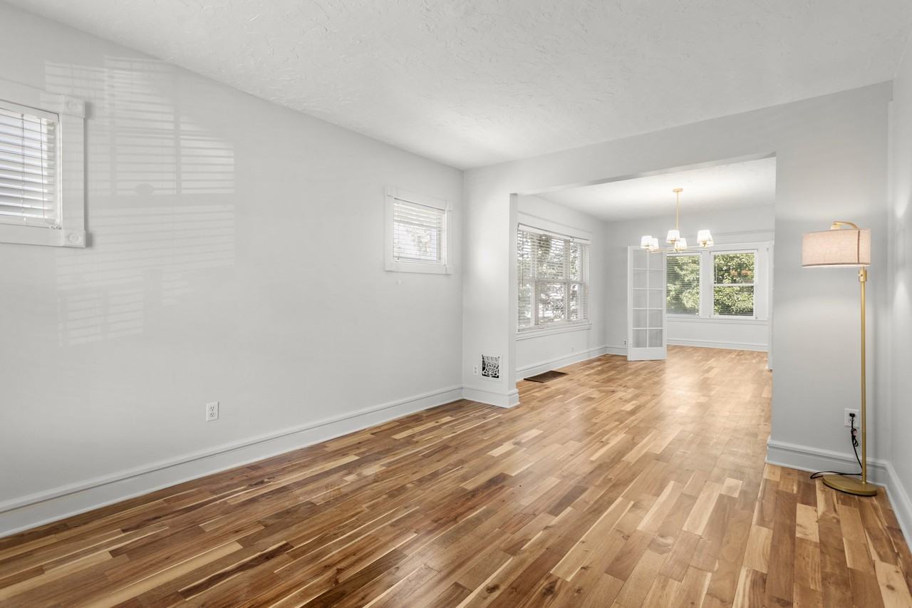 6613 Parkwood Pl - Photo 5 of 19