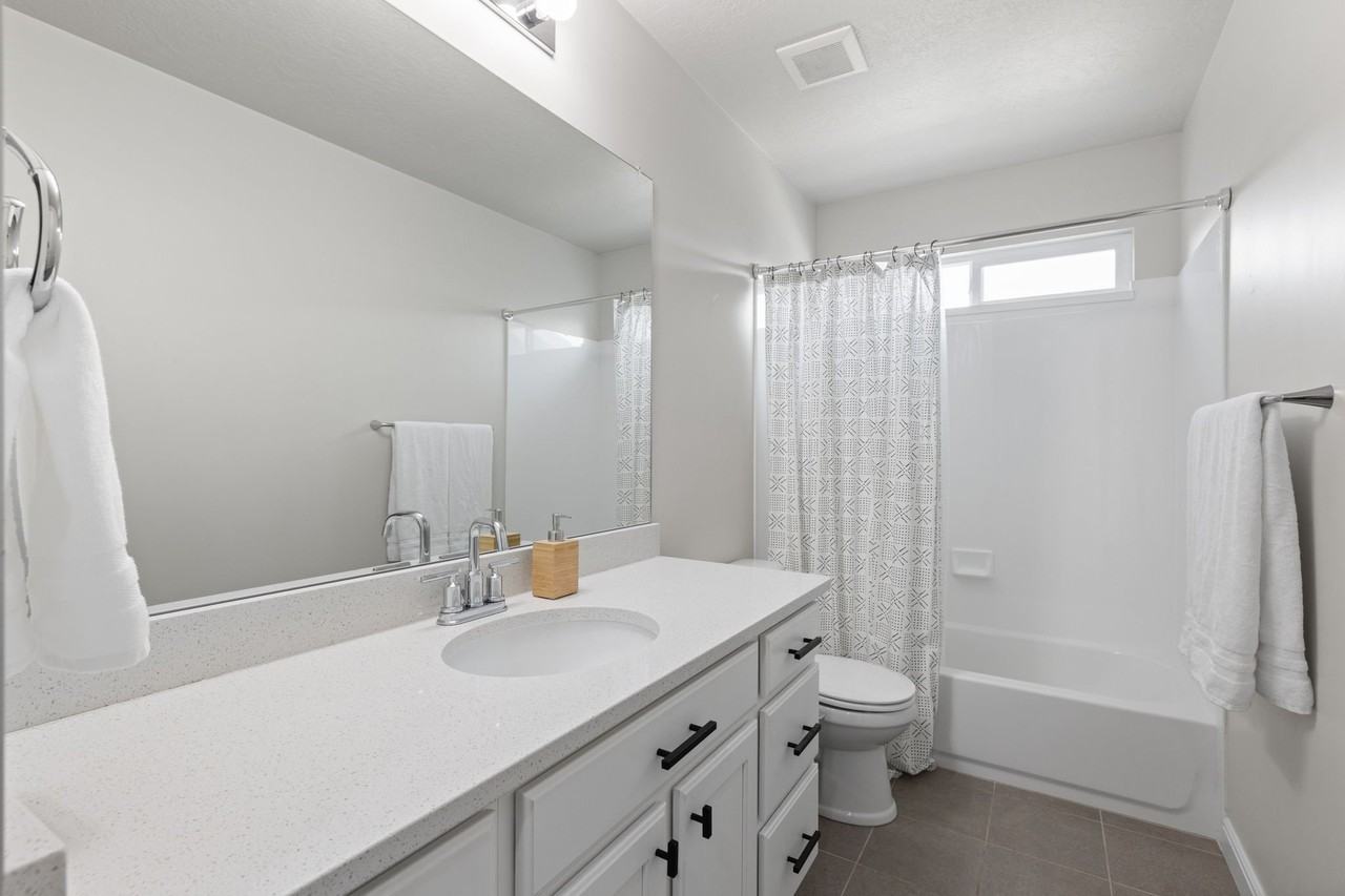 146 Nw - Photo 4 of 18