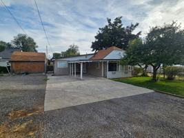 featured image of 547 1st St