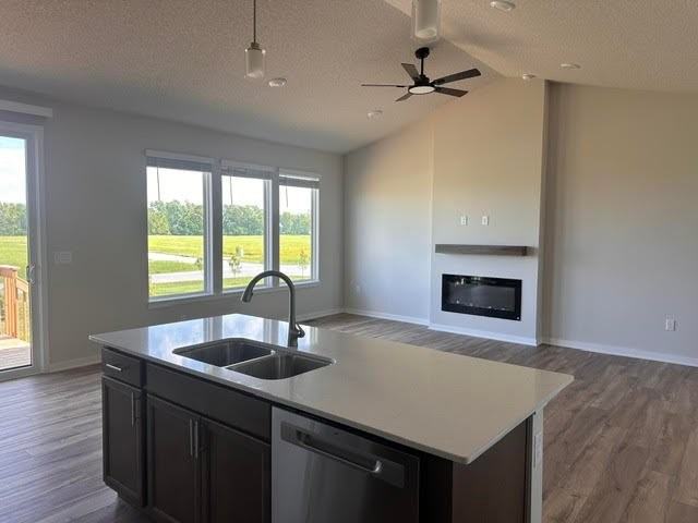 1131 Nw Petersen Dr - Photo 4 of 18