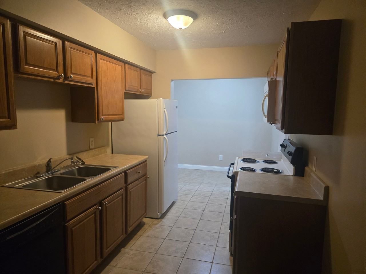 1028 Watauga St #1 - Photo 5 of 5