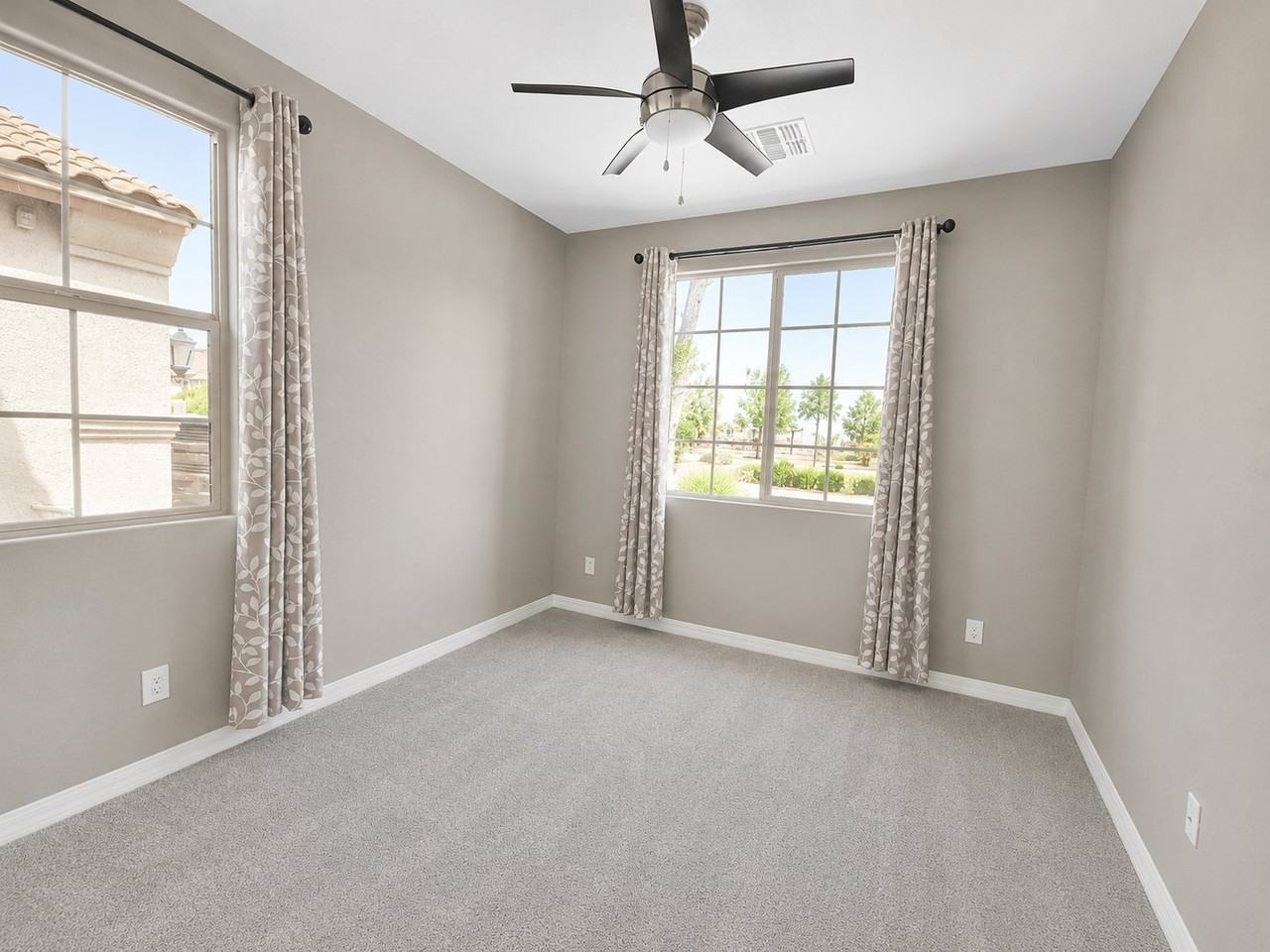 3693 E Rakestraw Ln - Photo 7 of 20