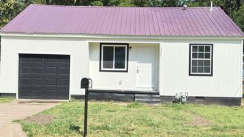featured image of 1524 S Santa Fe Ave