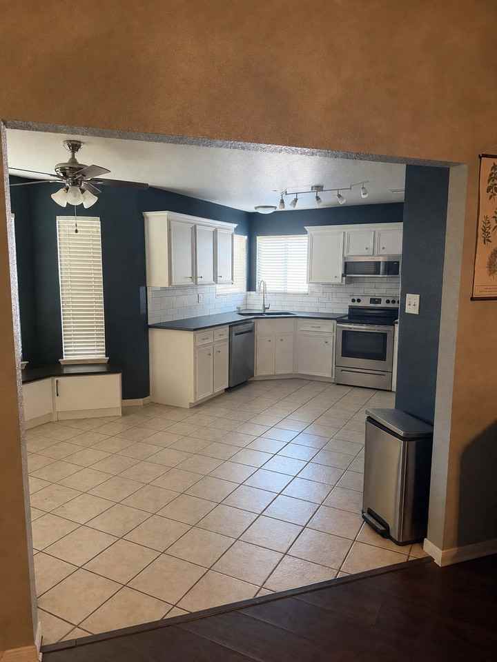 5007 Morning Star Ln - Photo 2 of 8