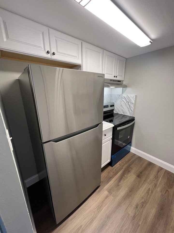 2605 Nwstreet #208 - Photo 4 of 20