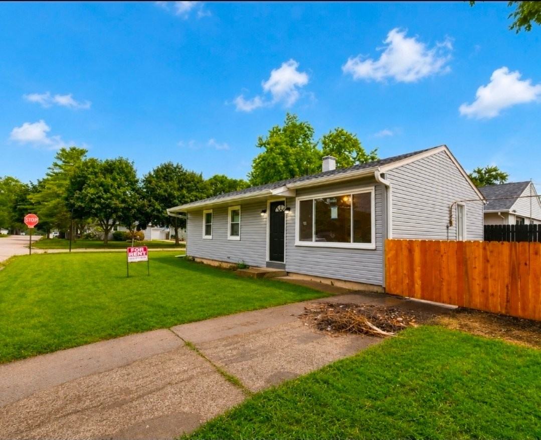 1829 Joanna Ave - Photo 2 of 6