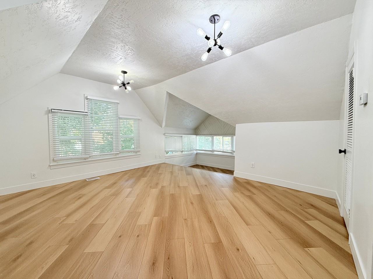 123 Mcclelland St #4 - Photo 2 of 9