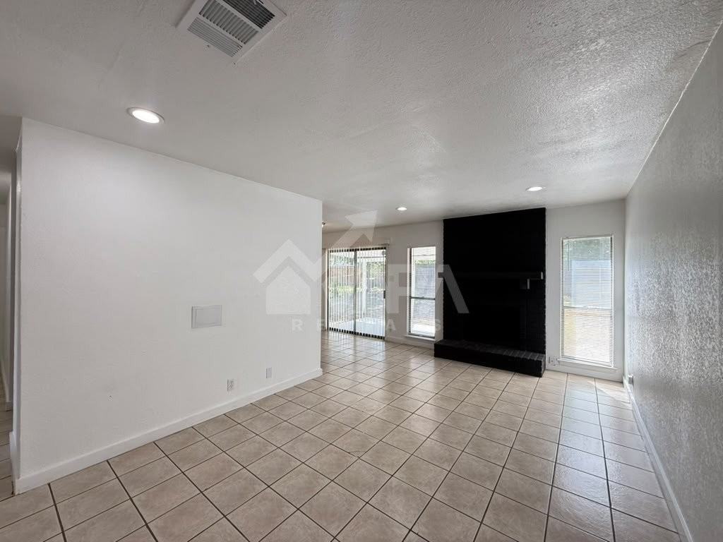 827 Blue Astor Dr - Photo 5 of 20