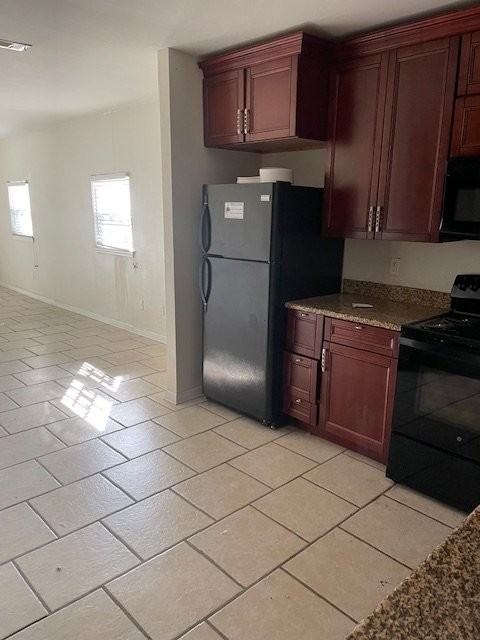 5515 N Robertson St - Photo 3 of 7