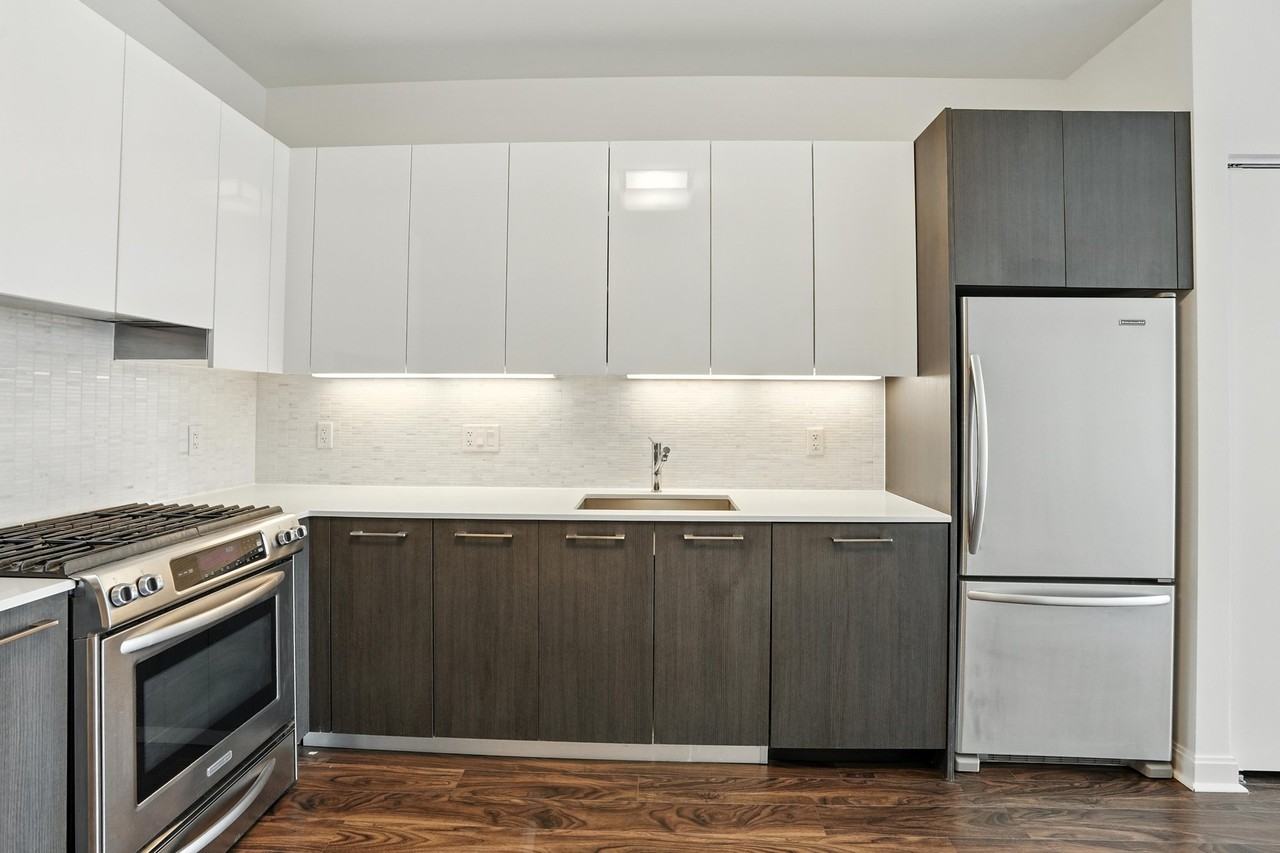 112 W Wacker Dr - Photo 4 of 17