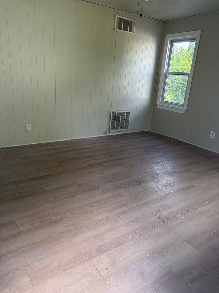 33569 Berville Ct - Photo 5 of 15