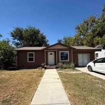 706 Mickan St - Photo 1 of 1