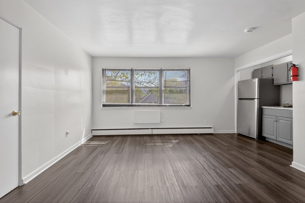 1356 Edgewood Ave #B - Photo 6 of 9