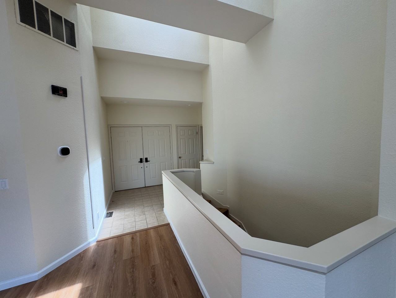 6120 Lakeview Cir - Photo 5 of 20