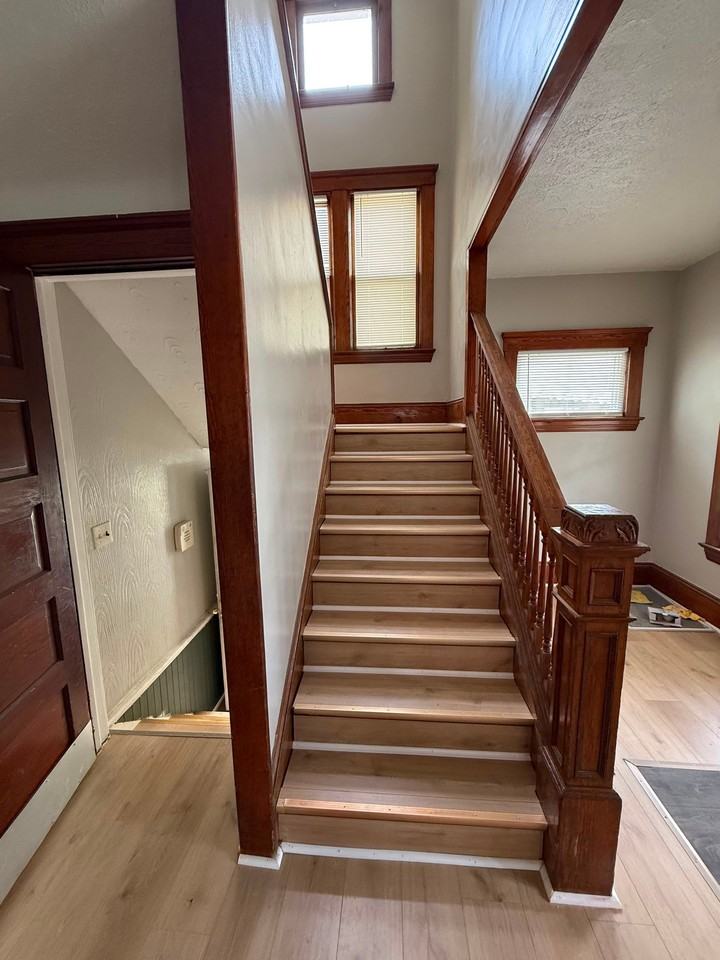 8103 Jeffries Ave - Photo 5 of 13