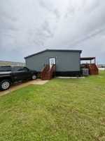 featured image of 450 Road Runner Ln