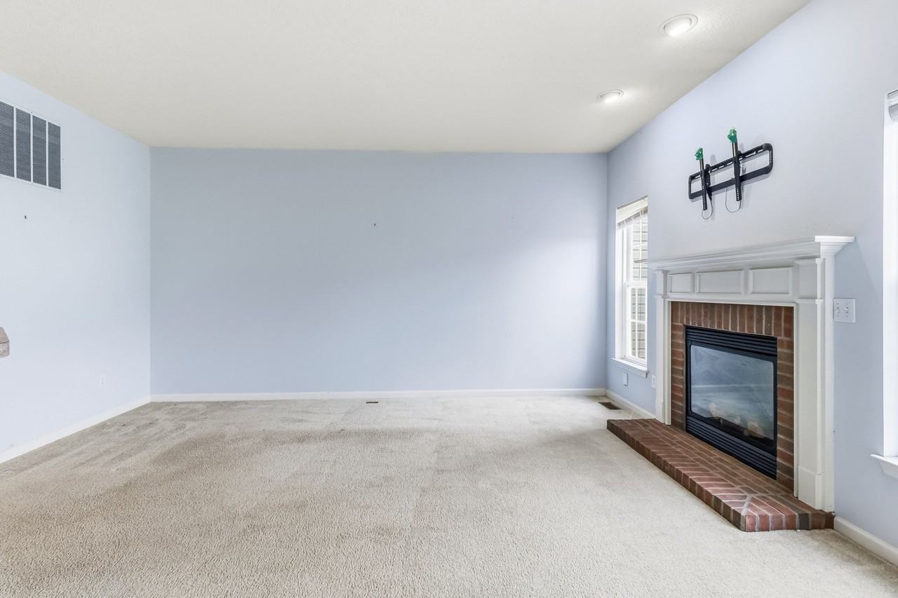 105 Limestone Ct - Photo 7 of 20