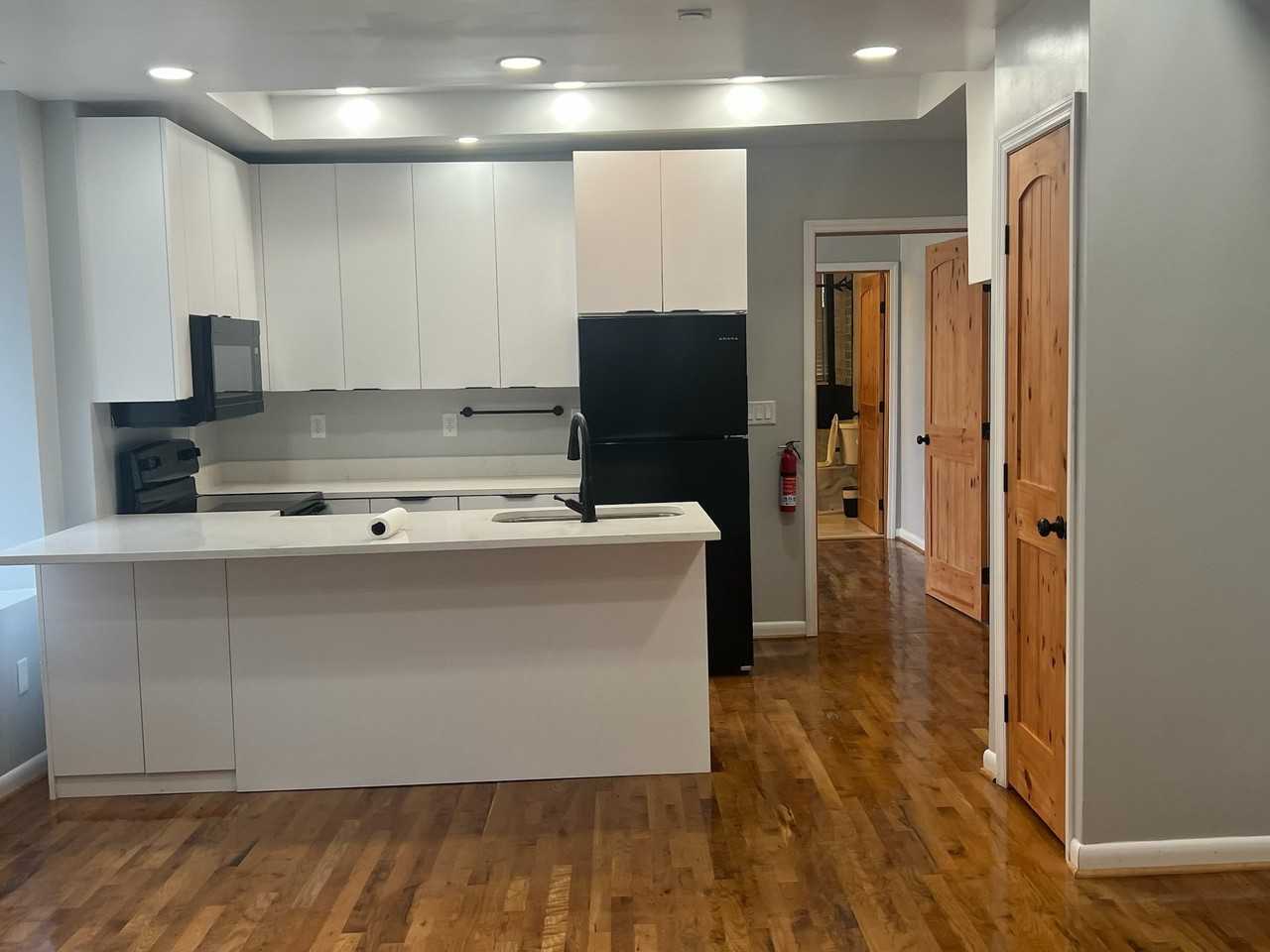 802 Central Ave #2 - Photo 4 of 4